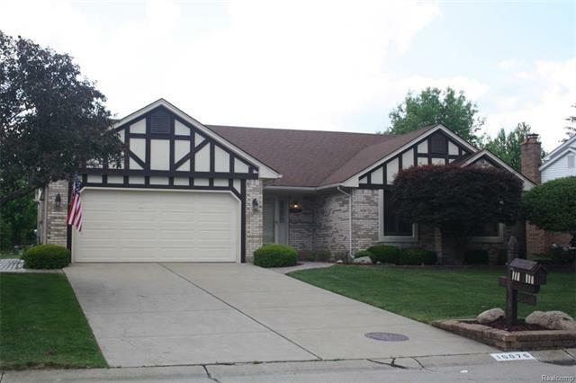 Property Photo: 16075 White Haven Drive MI 48168