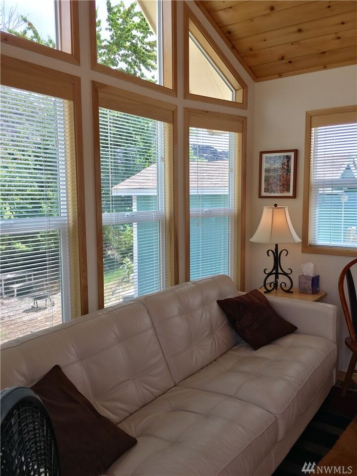 Property Photo: 8542 Crescent Bar Road NW 308 WA 98848