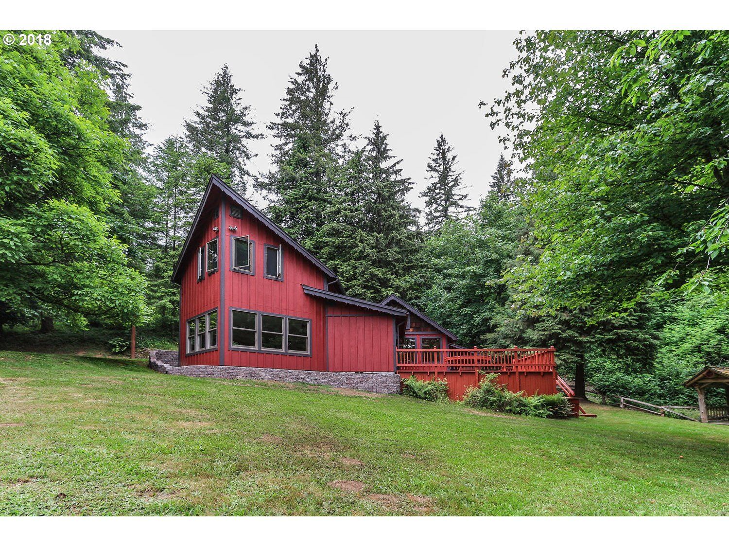 Property Photo:  1502 NE Moon Ridge Rd  WA 98671 