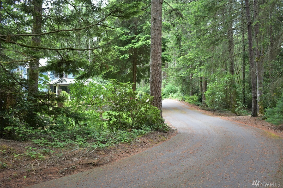 Property Photo:  1889 NE Madison Rd  WA 98370 