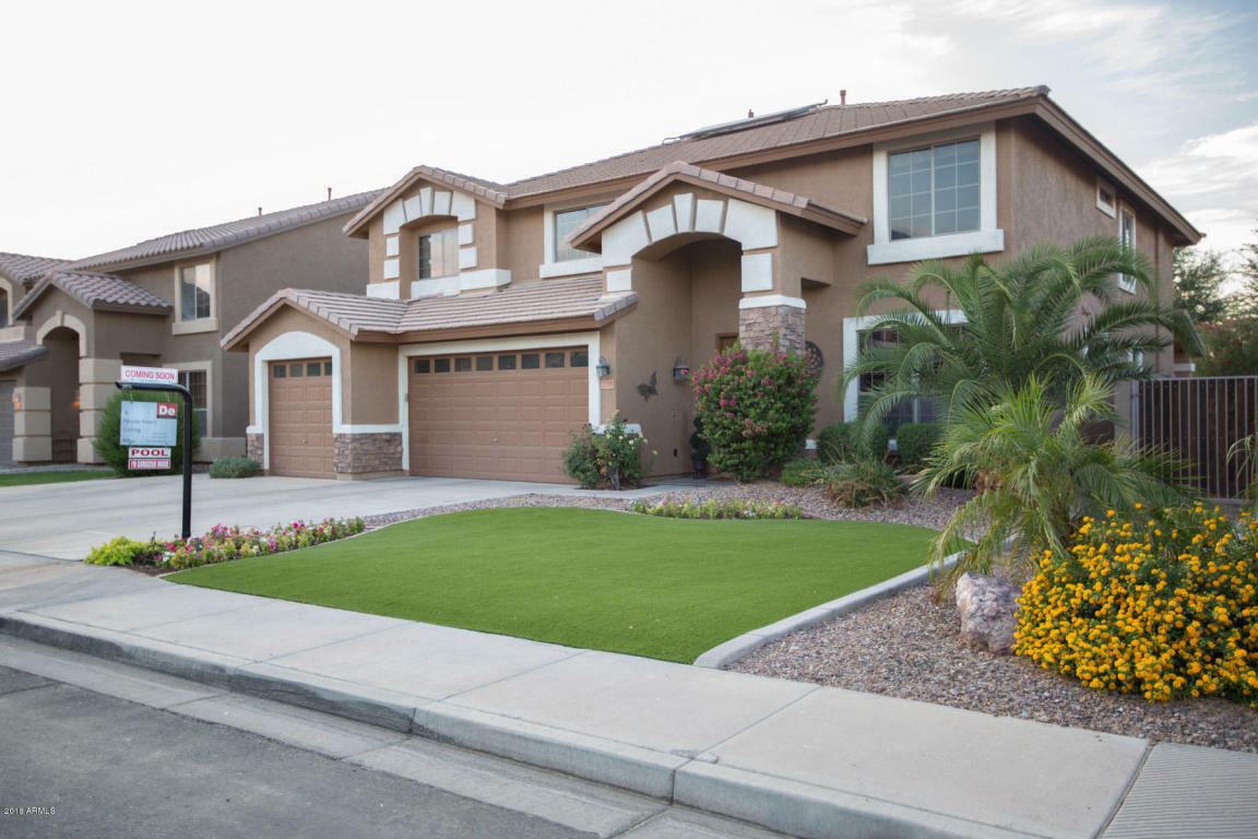 Property Photo:  2728 E Teakwood Place  AZ 85249 