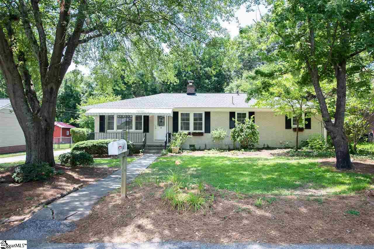 Property Photo: 14 Lorena Drive SC 29687