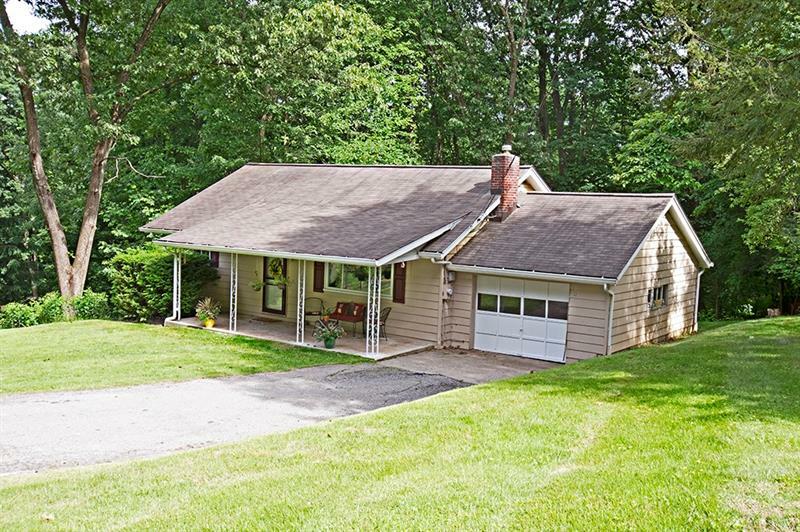 Property Photo:  150 Mayfield Rd  PA 15090 