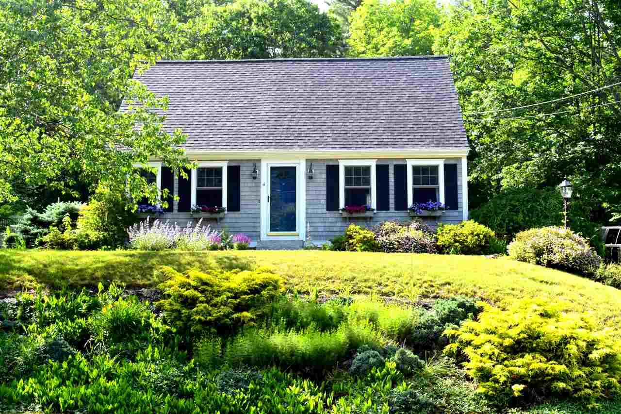 Property Photo:  4 Durell Drive  NH 03857 