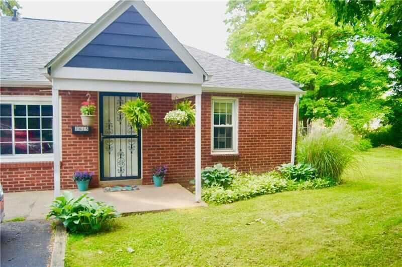 Property Photo:  1615 Reynolds  PA 15147 