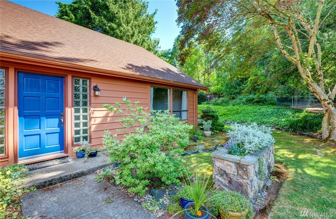 Property Photo:  2634 Vining Place  WA 98226 