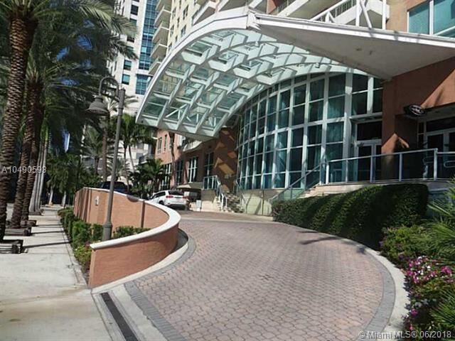 Property Photo:  1155 Brickell Bay Dr 2206  FL 33131 