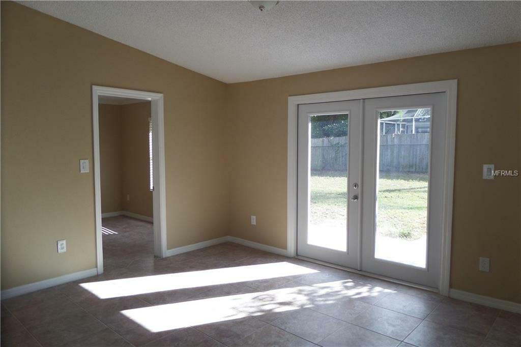 Property Photo:  7516 Bramblewood Drive  FL 34668 