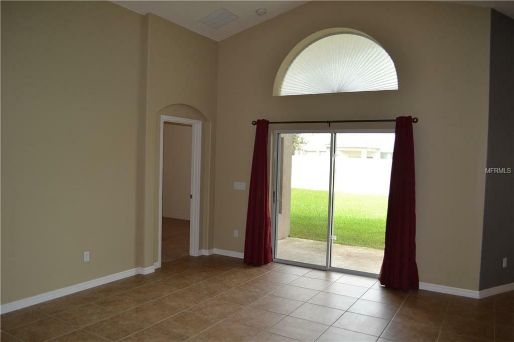 Property Photo:  12525 Boggy Pointe Drive  FL 32824 