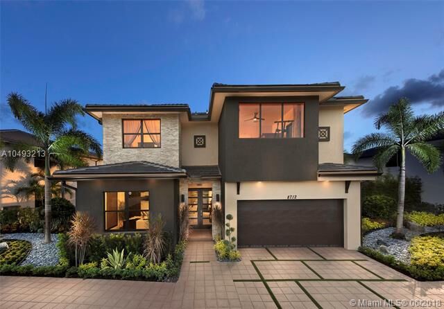 Property Photo:  15463 NW 88 Ct  FL 33018 