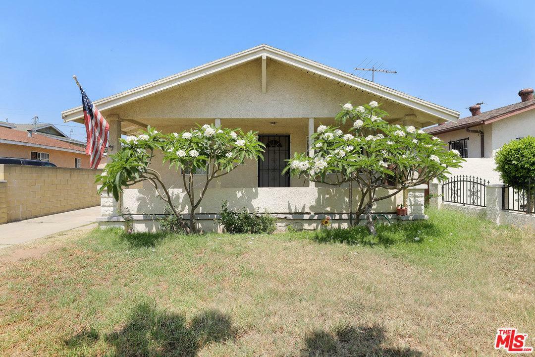 Property Photo: 231 S 6th St CA 90640
