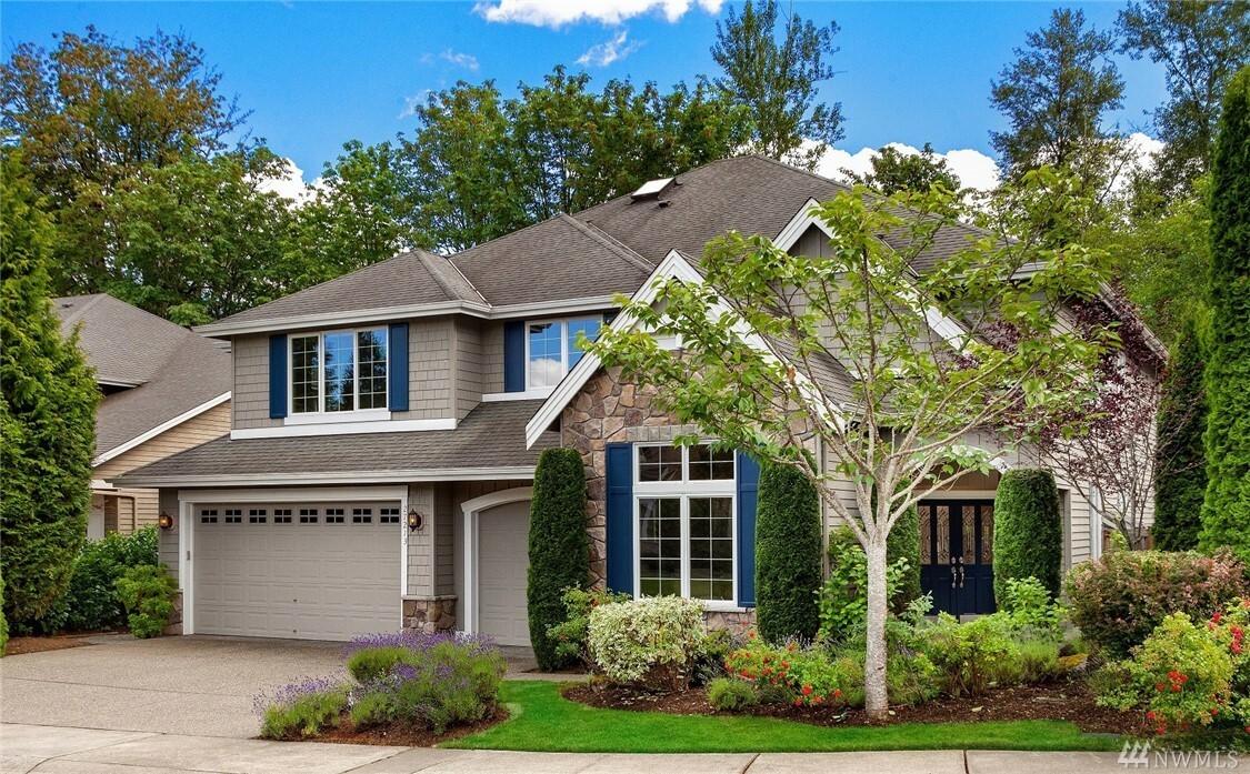 Property Photo: 27213 SE 13th Place WA 98075