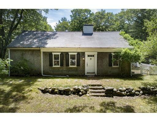 Property Photo:  1 Old Pilgrim Trl  MA 02050 