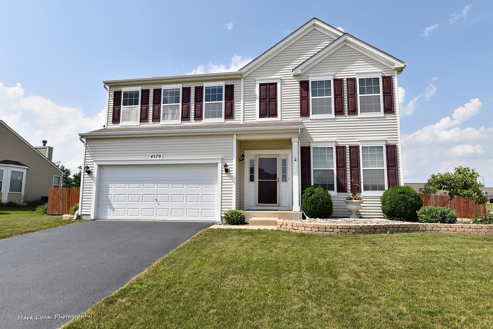 Property Photo: 4579 Gardiner Avenue IL 60560