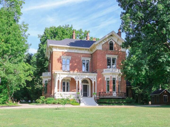 815 Greenville Avenue  Glendale OH 45246 photo