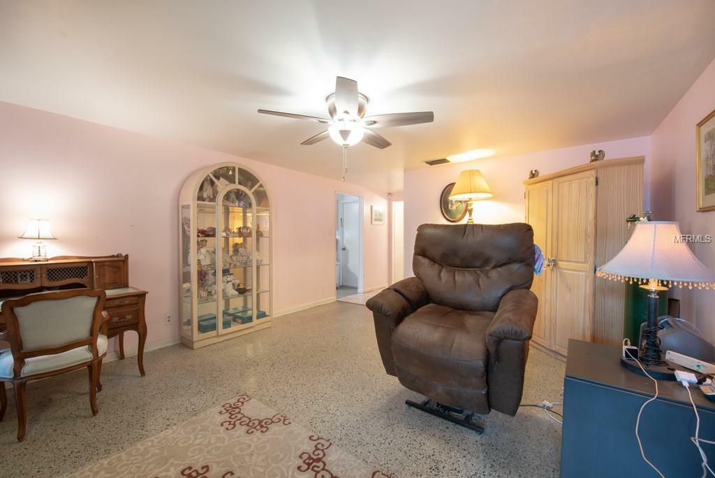 Property Photo:  2702 W Henry Avenue  FL 33614 