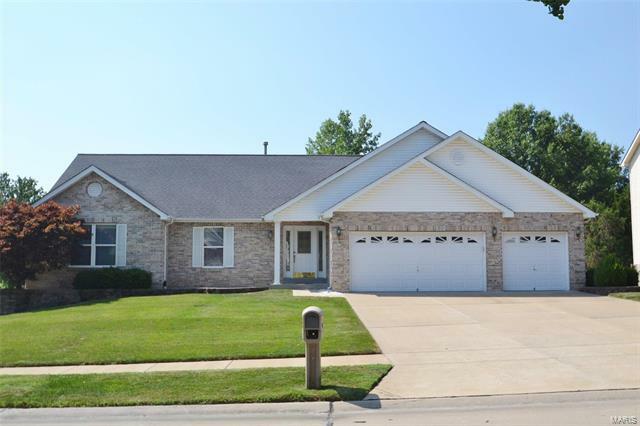 Property Photo:  519 Deer Pointe Court   63026 