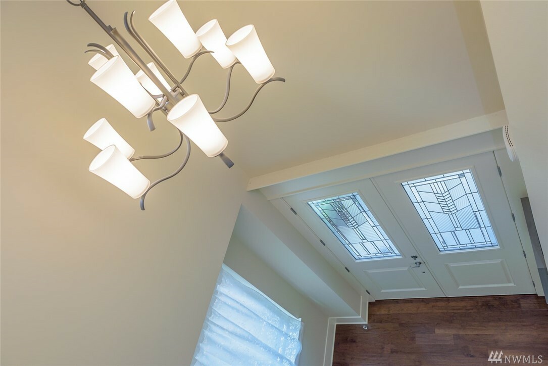 Property Photo: 16301 SE 135th Place WA 98059