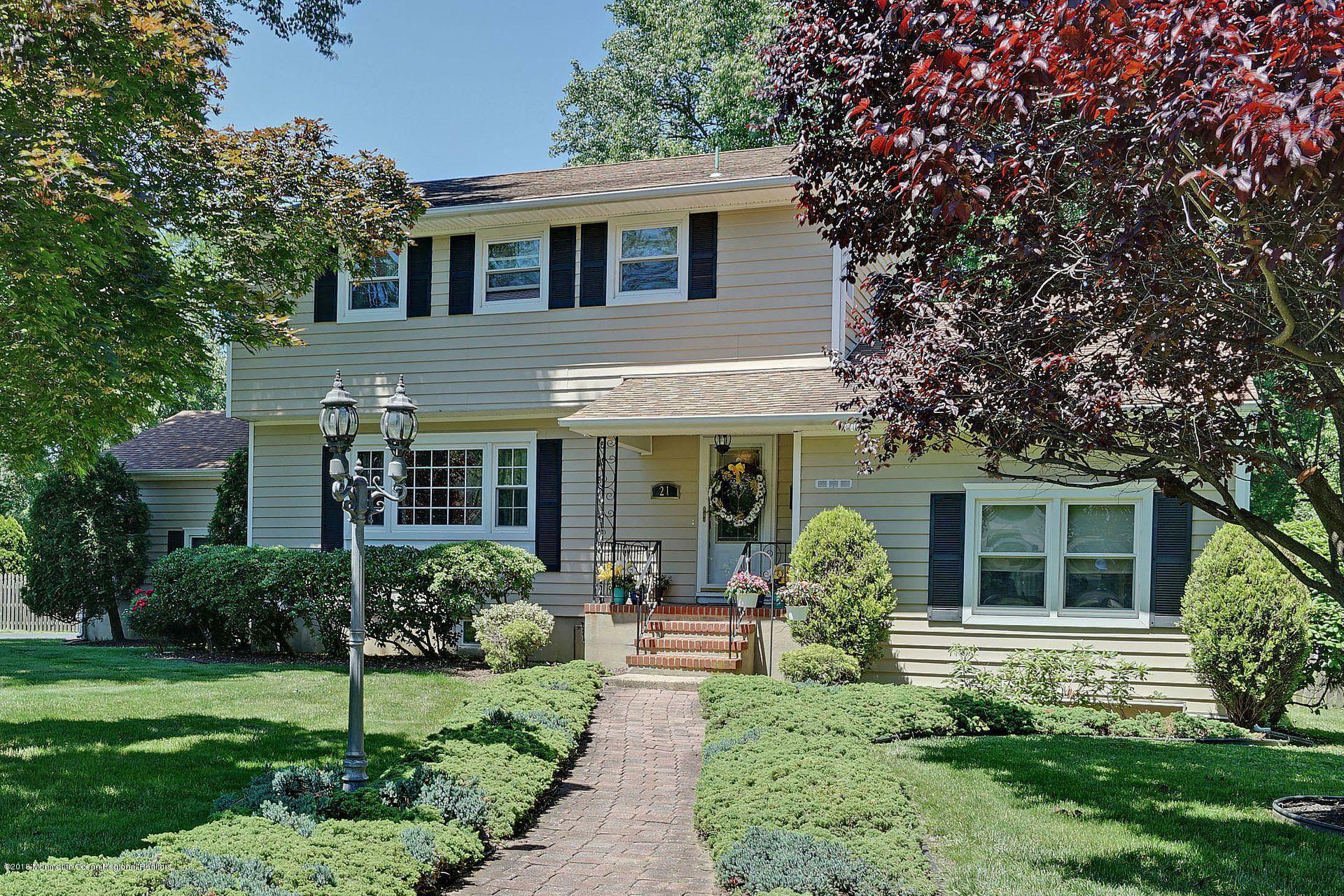 Property Photo:  21 Renier Court  NJ 07748 