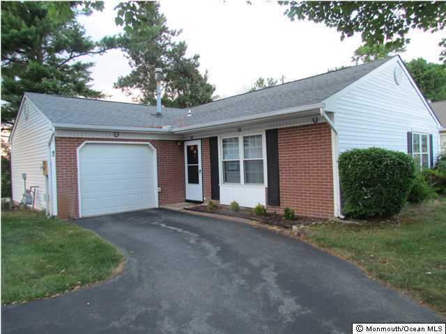 Property Photo:  45 Farnworth Close  NJ 07728 