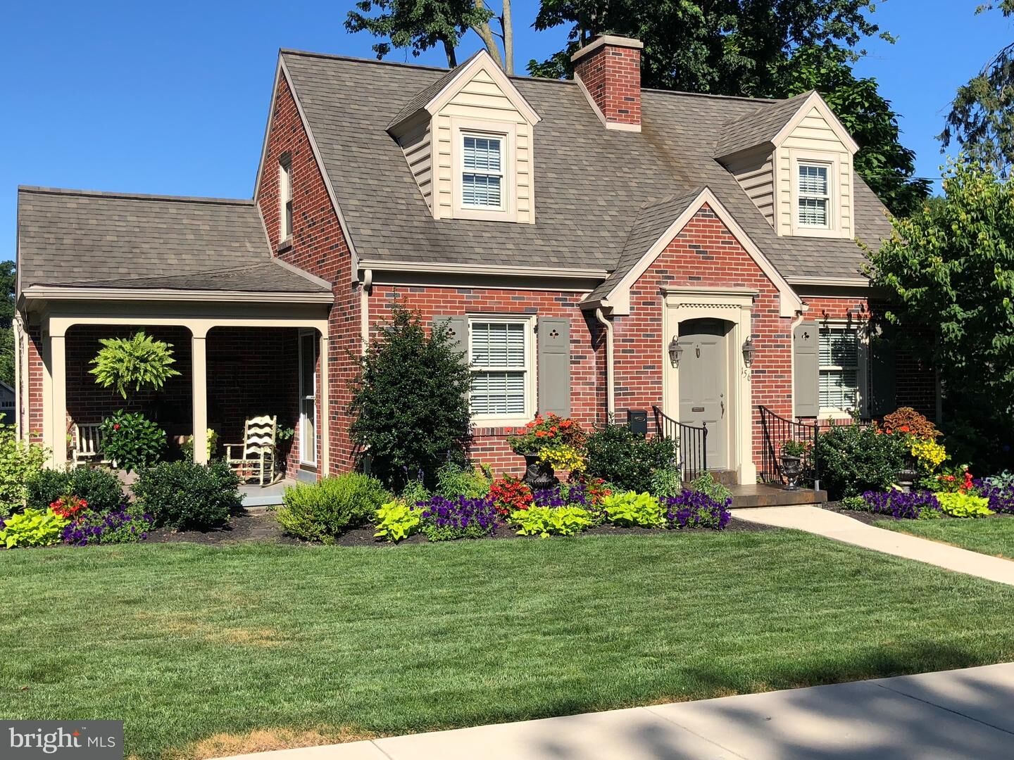 Property Photo:  156 W King Street  PA 17522 