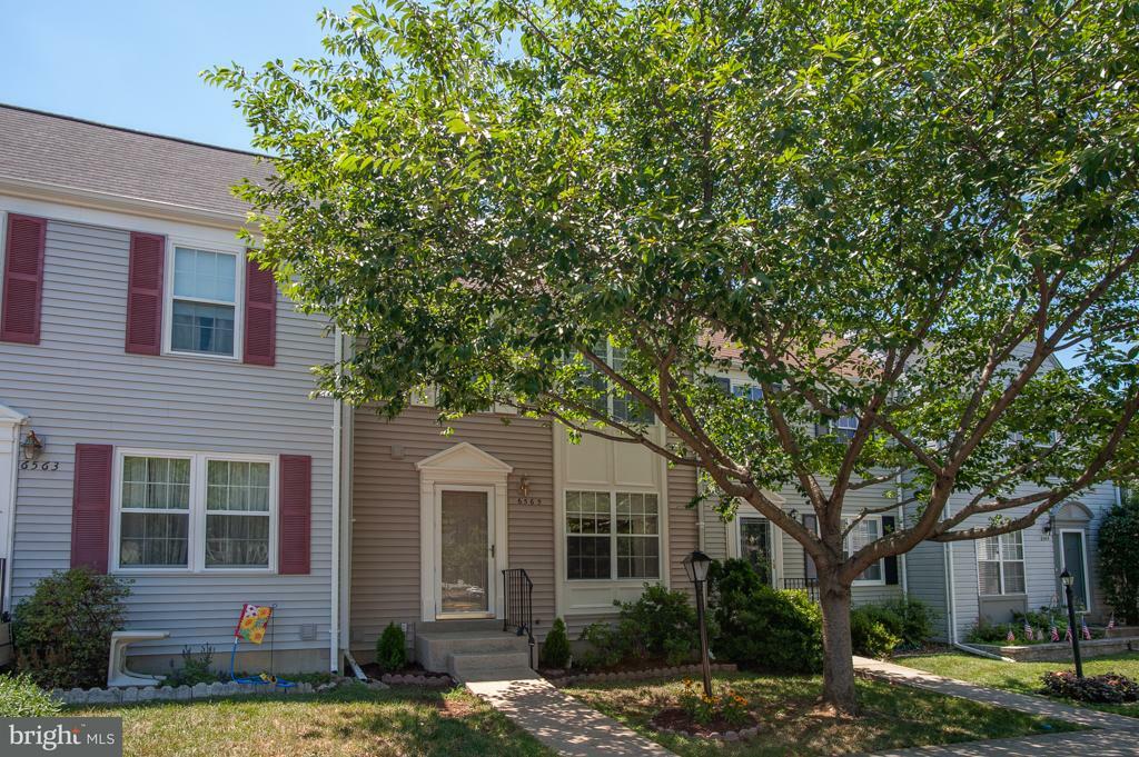 Property Photo: 6565 Rundale Court VA 22315