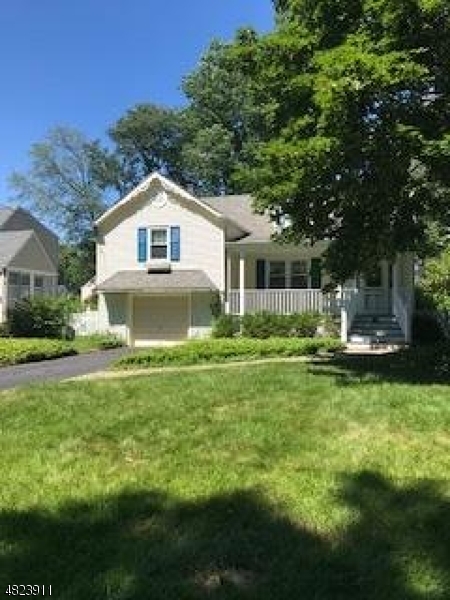 Property Photo:  94 Beechwood Rd  NJ 07932 