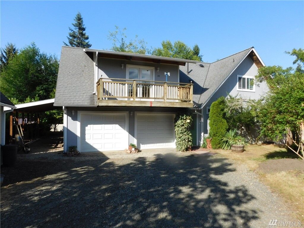 Property Photo: 30 NE Shore Place WA 98588