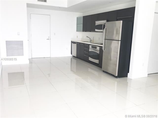 Property Photo:  90 SW 3 St 1908  FL 33130 
