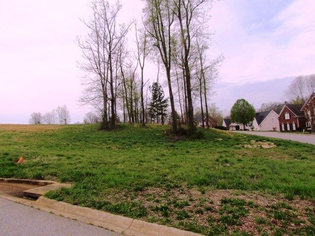 Property Photo:  311 W Caledonia Court  SC 29349 