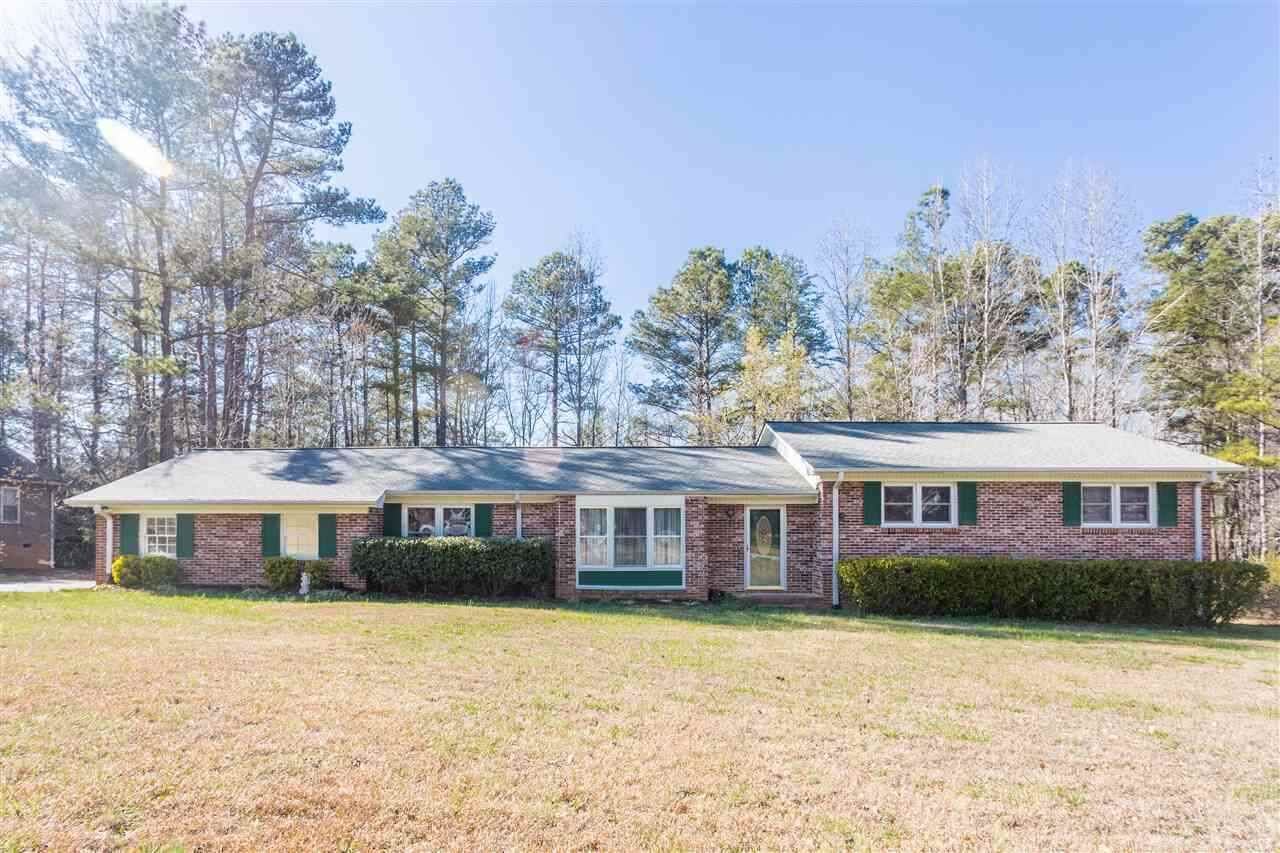 Property Photo:  900 Lucerne Dr  SC 29302 