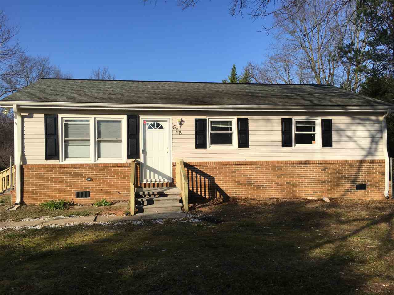 Property Photo:  506 W Oconee Street  SC 29323-1033 