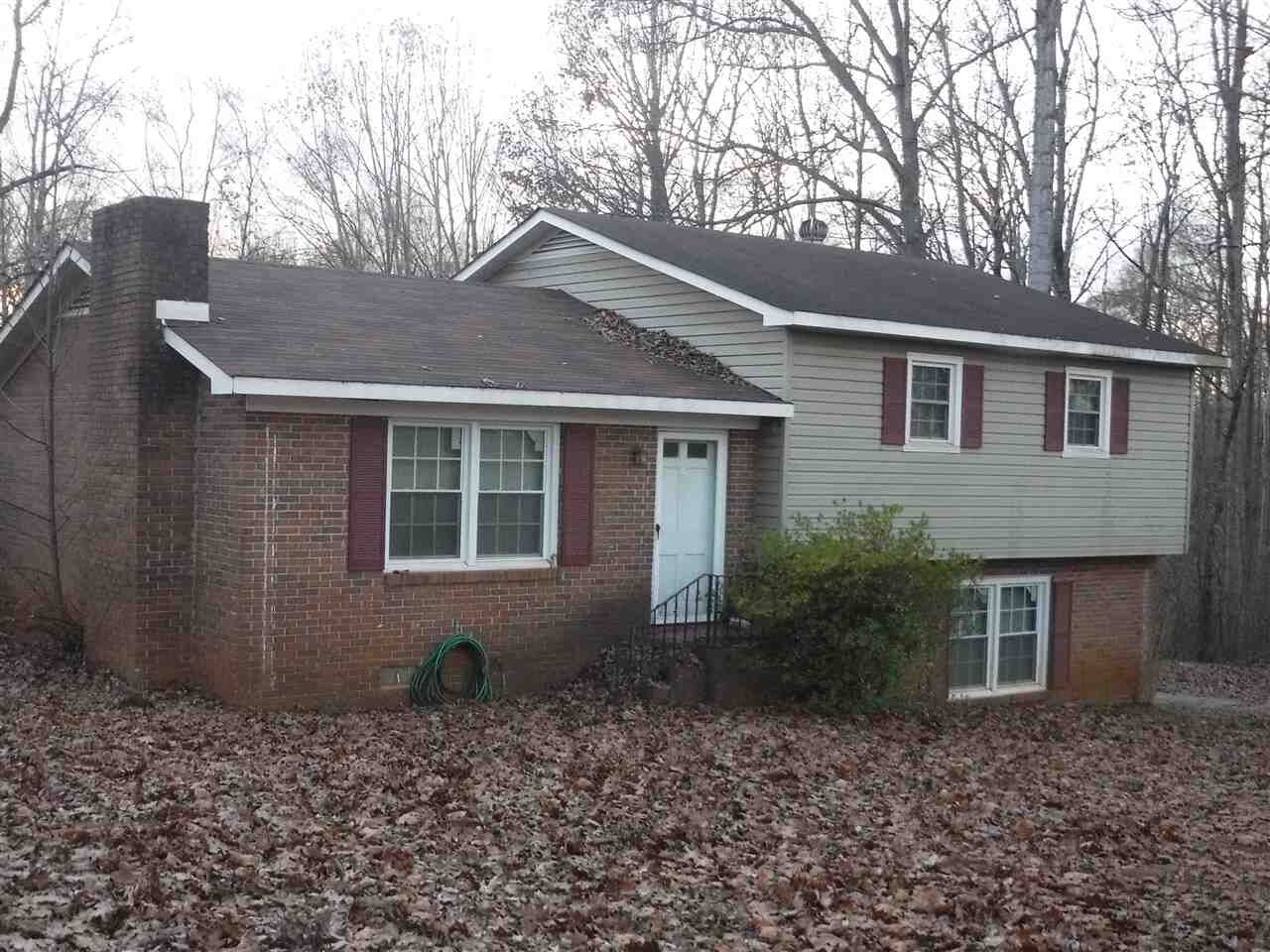 Property Photo: 228 Bondale Dr SC 29303
