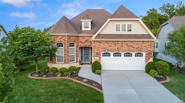 Property Photo: 44 Burgundy Place Drive 63368