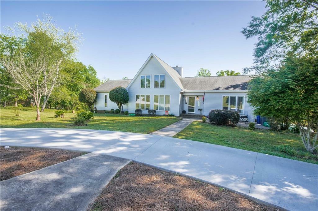 Property Photo:  230 Woodfield Drive  SC 29642 