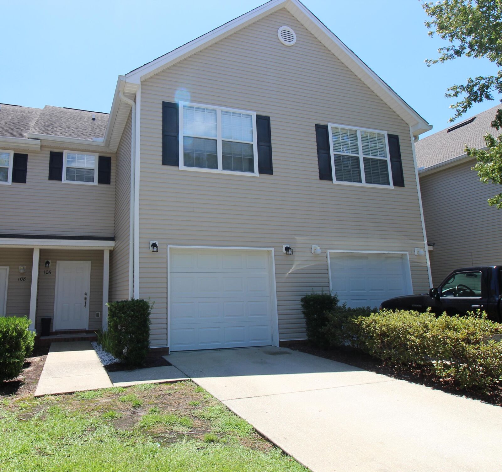 Property Photo:  106 Farrah Avenue 106  FL 32578 