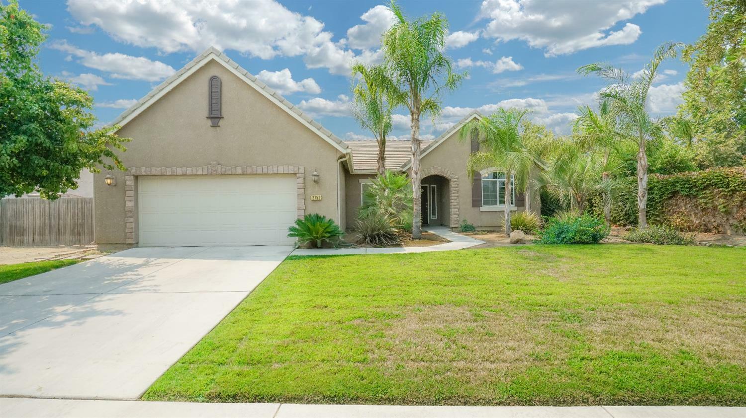 Property Photo:  2753 W Taylor Avenue  CA 93291 
