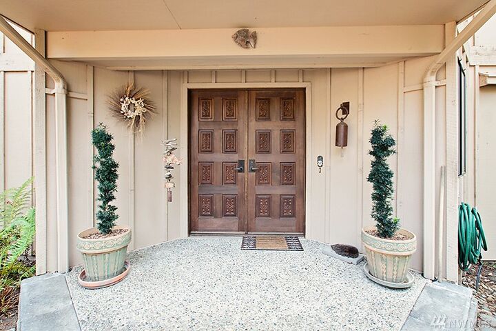 Property Photo:  2821 Schirm Loop Rd NW  WA 98502 