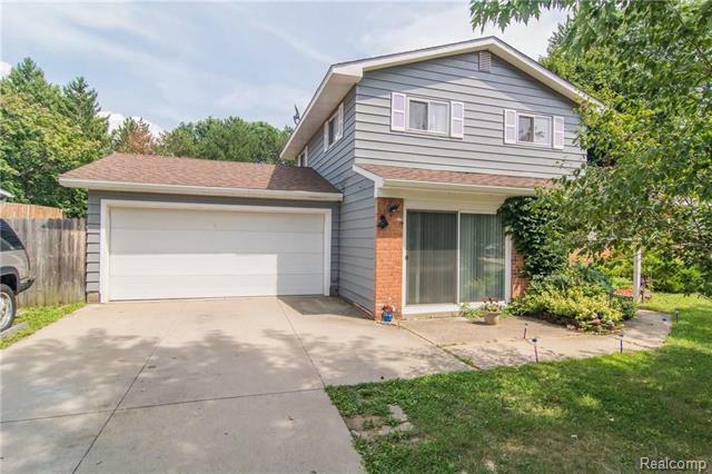 Property Photo:  4345 Dixon Drive  MI 48473 