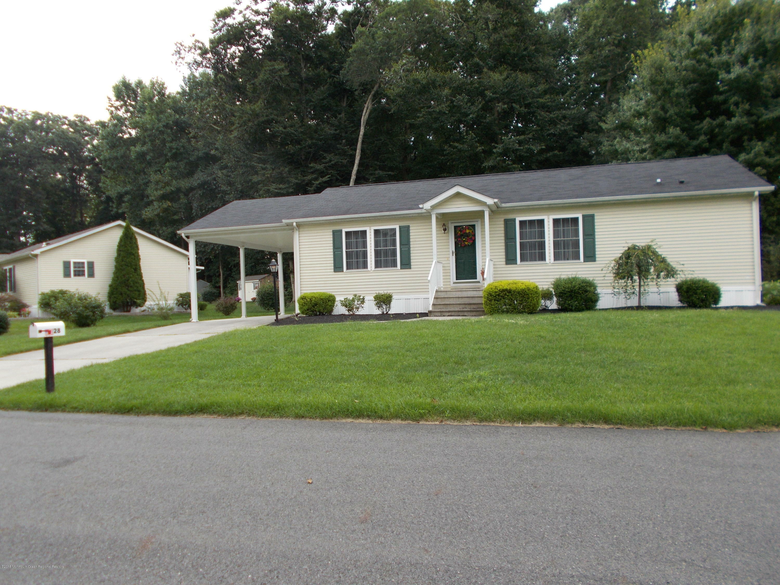 Property Photo:  28 Cranberry Drive  NJ 08514 