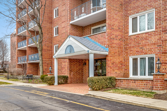 Property Photo:  6530 Irving Park Road 603  IL 60634 