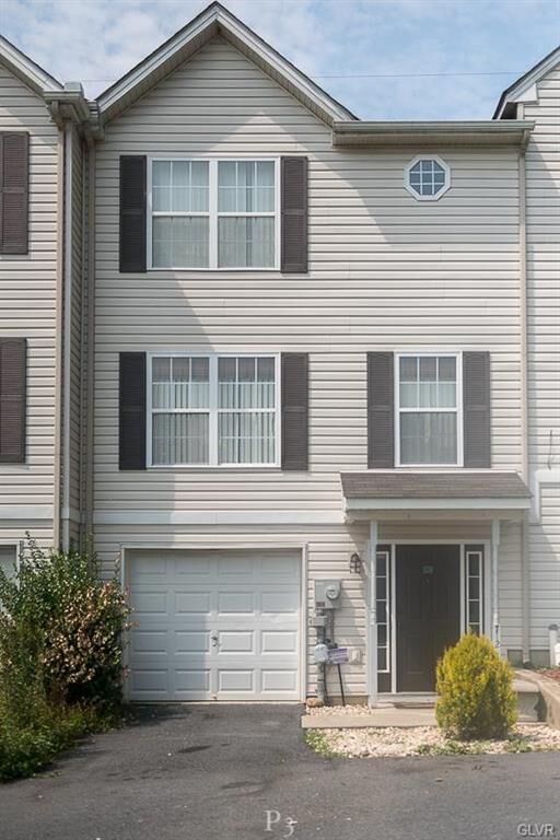 Property Photo: 712 Bach Court PA 18017