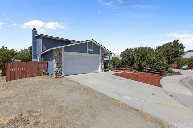 Property Photo:  595 Wimbledon Drive  CA 92583 