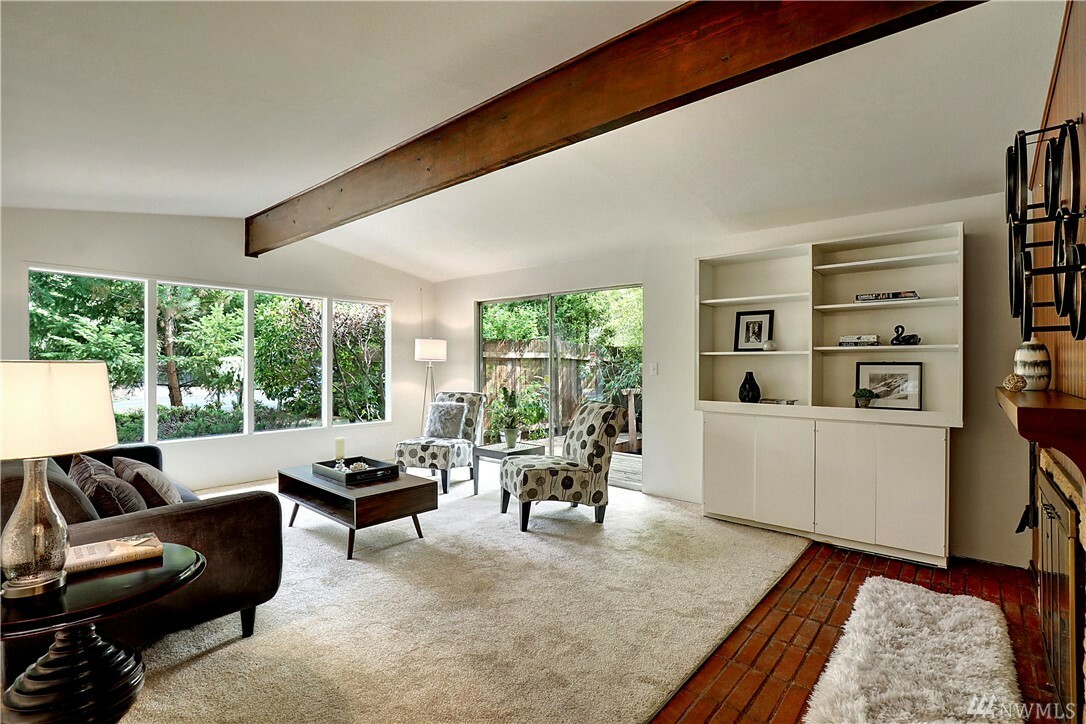 Property Photo: 1000 NW 167th St WA 98177