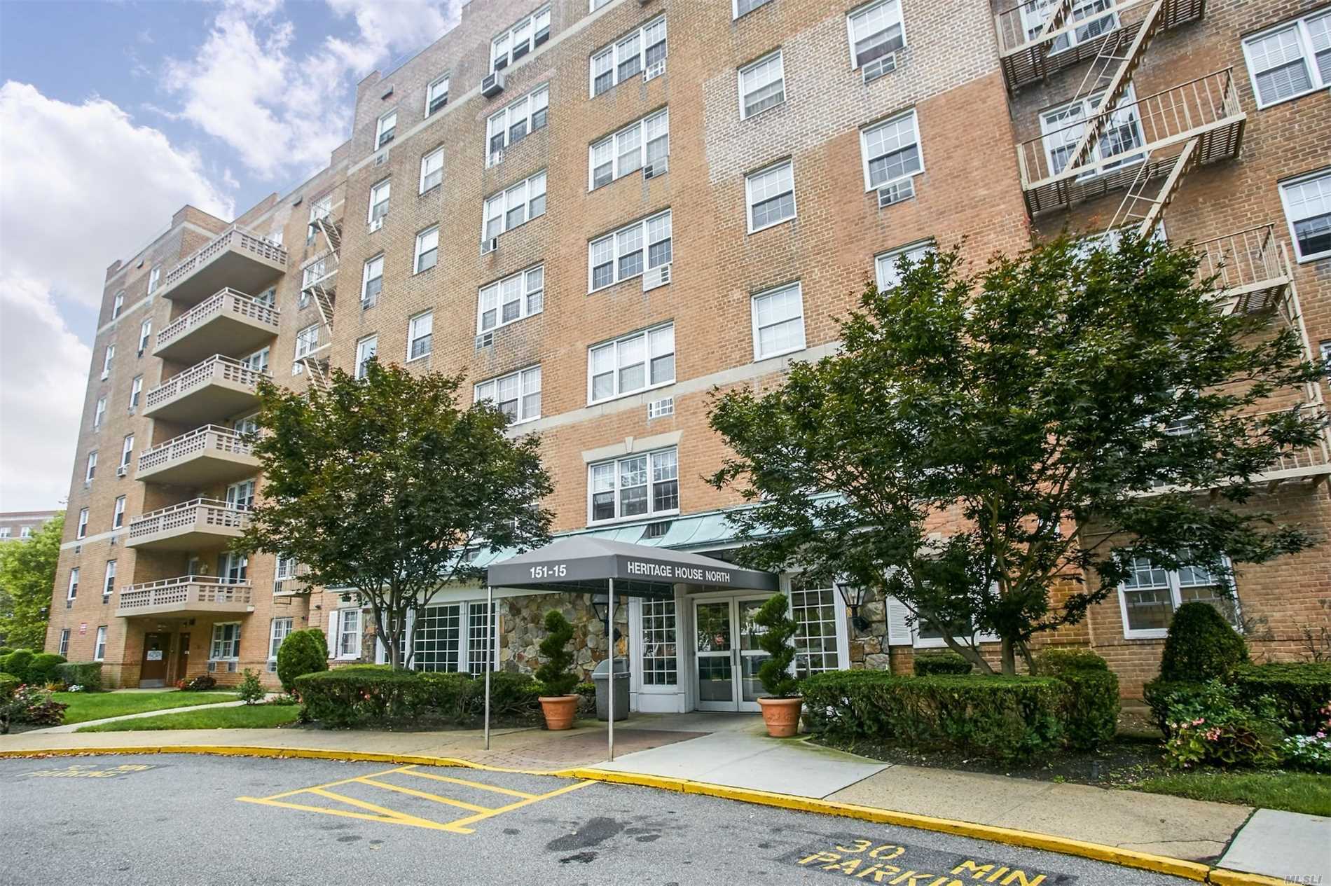 Property Photo:  151-15 84 Street 3N  NY 11414 