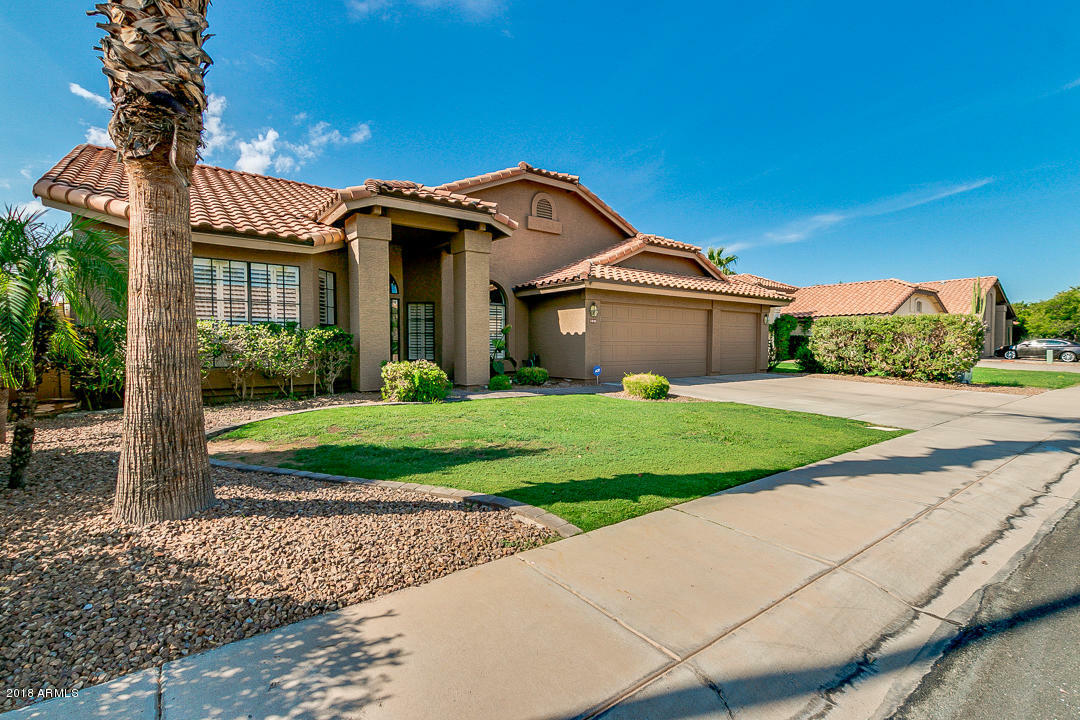 Property Photo:  1441 W Islandia Drive  AZ 85233 