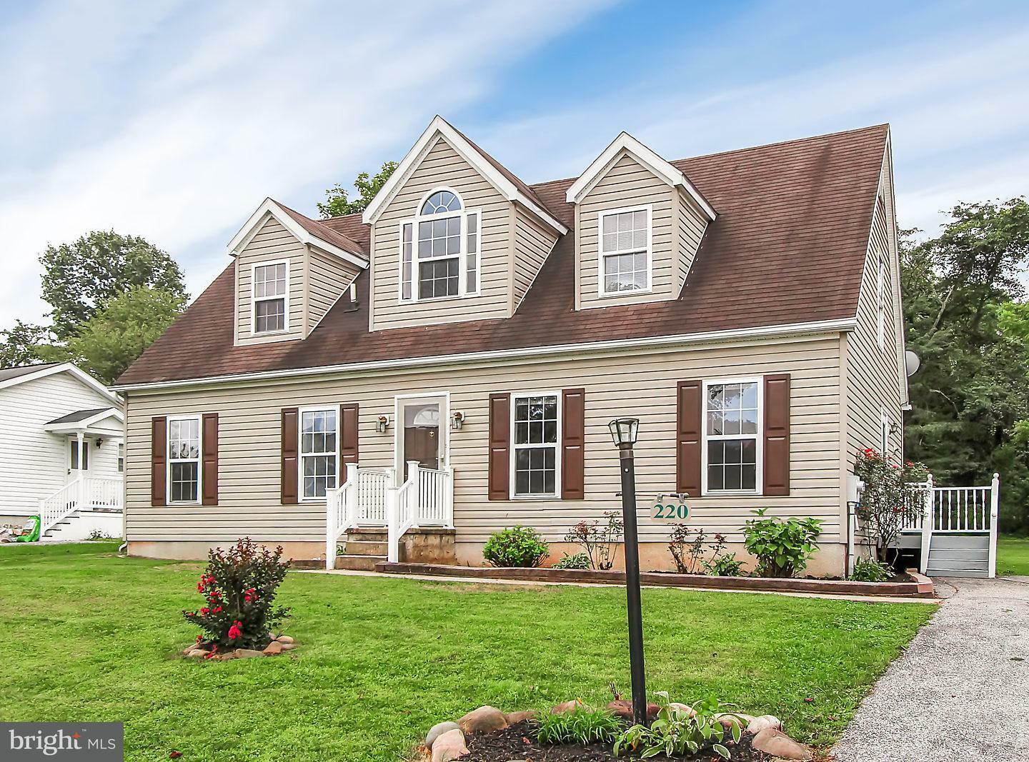 Property Photo:  220 Ivy Drive  PA 17345 