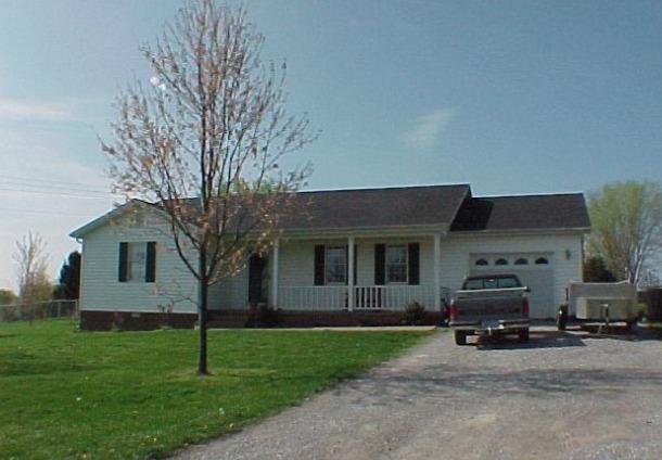 Property Photo:  131 Douglas  KY 40484 