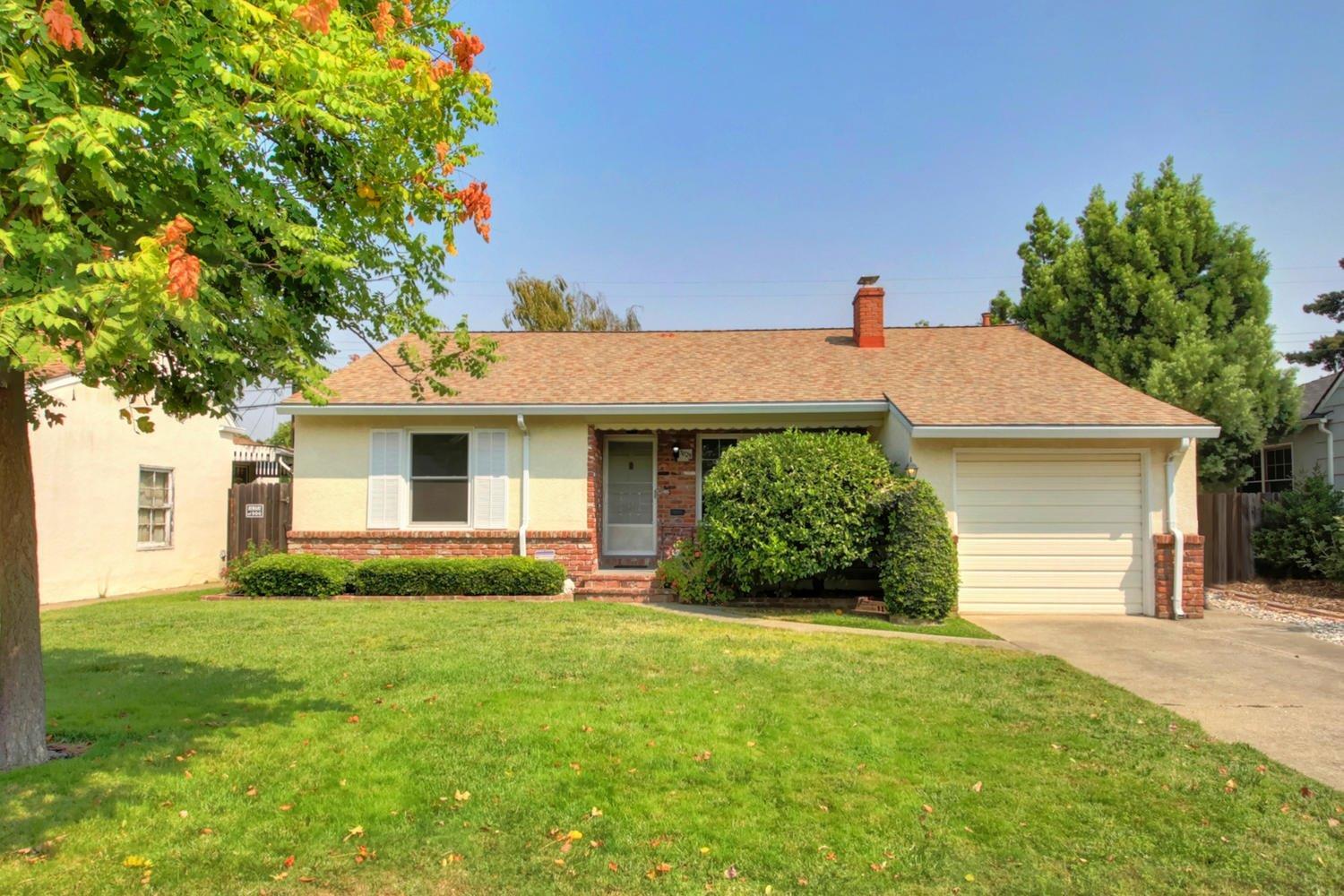 Property Photo:  5825 13th Avenue  CA 95820 