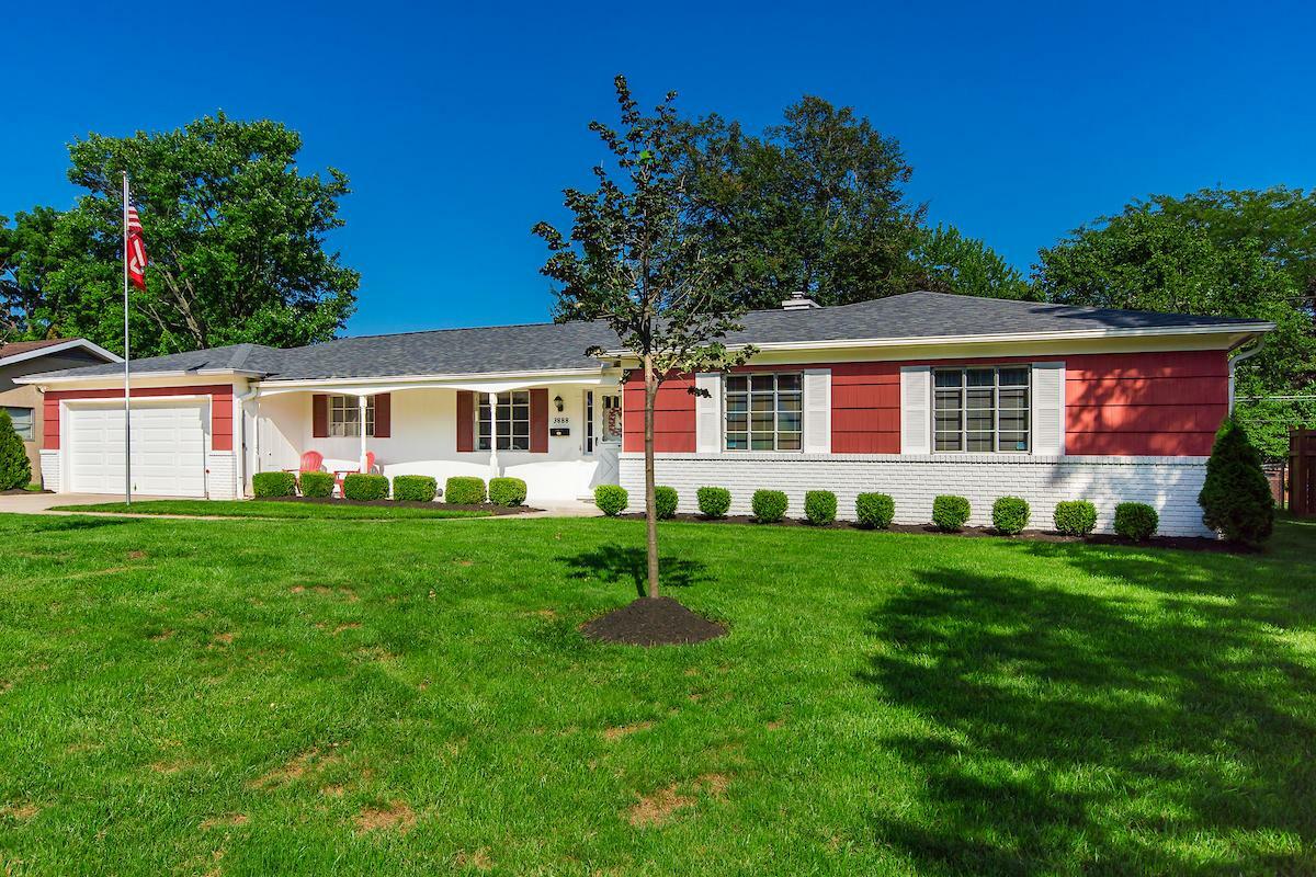 Property Photo:  3888 Chiselhurst Place  OH 43220 
